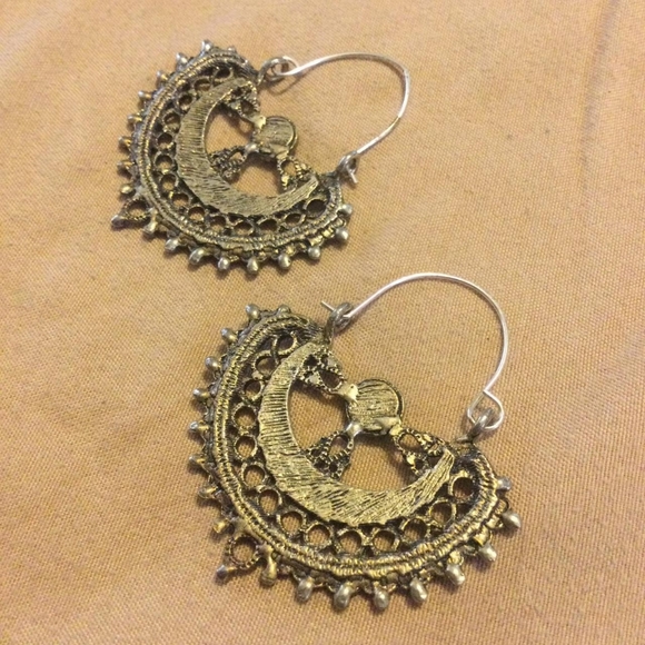 Filigree earrings - Picture 2 of 2